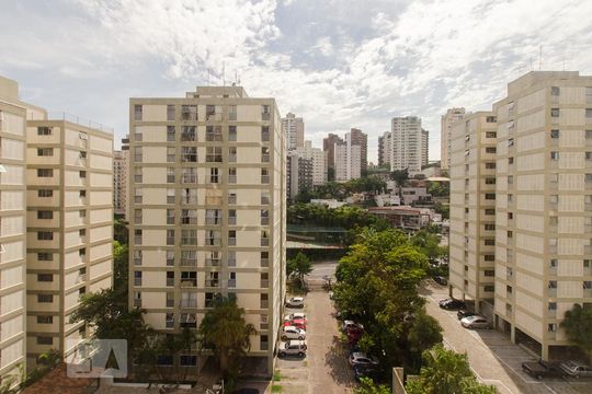 Vista do quarto 2 de apartamento à venda com 2 quartos, 80m² em Vila Andrade, São Paulo