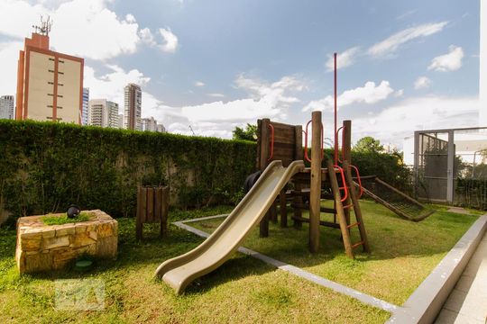 Playground de apartamento à venda com 3 quartos, 240m² em Jardim das Acácias, São Paulo
