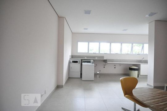 lavanderia de kitnet/studio para alugar com 1 quarto, 47m² em Vila Andrade, São Paulo
