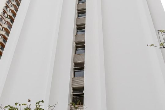 Fachada de apartamento à venda com 1 quarto, 28m² em Cerqueira César, São Paulo