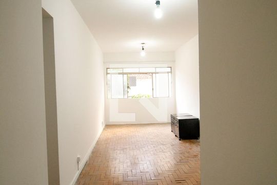 Sala de apartamento para alugar com 1 quarto, 70m² em Vila Nova Conceição, São Paulo