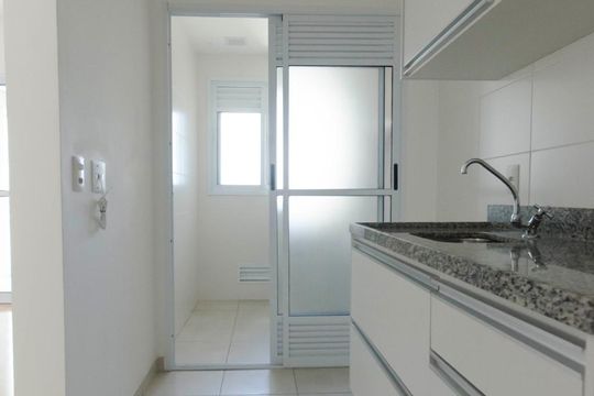 Cozinha de apartamento à venda com 2 quartos, 58m² em Barra Funda, São Paulo