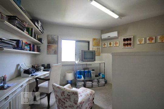 suíte 1 de apartamento para alugar com 3 quartos, 227m² em Jardim Ampliação, São Paulo