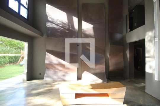Hall social de kitnet/studio para alugar com 1 quarto, 70m² em Vila Suzana, São Paulo