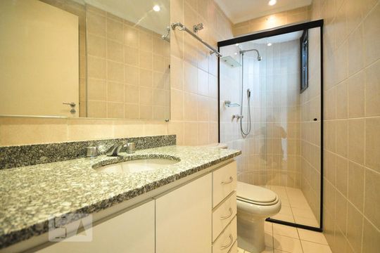 banheiro suíte 2 de apartamento à venda com 2 quartos, 110m² em Vila Andrade, São Paulo