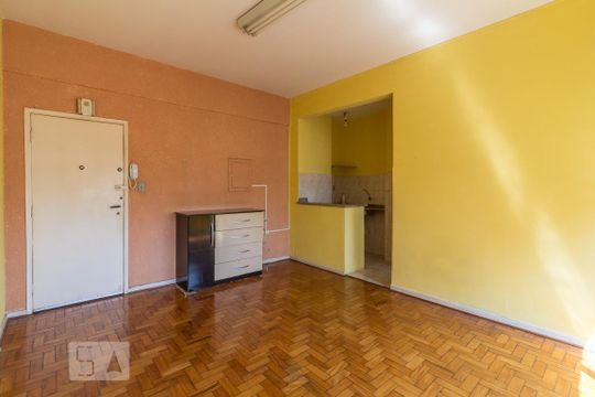 Sala de kitnet/studio à venda com 1 quarto, 32m² em Centro, São Paulo
