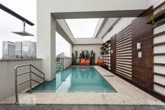 Piscina de kitnet/studio para alugar com 1 quarto, 50m² em Vila Gertrudes, São Paulo
