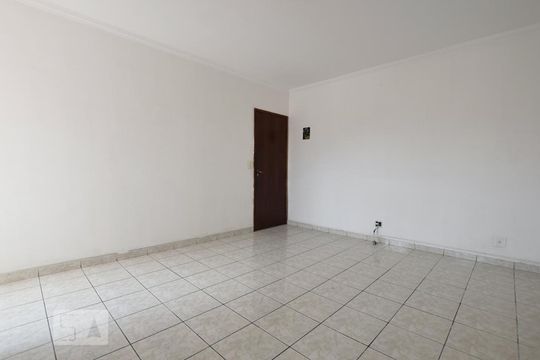 Sala de apartamento para alugar com 2 quartos, 67m² em Vila Santa Maria, Guarulhos