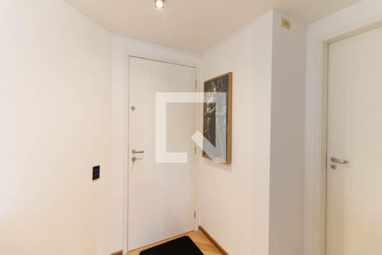 Entrada de apartamento à venda com 1 quarto, 45m² em Aclimação, São Paulo
