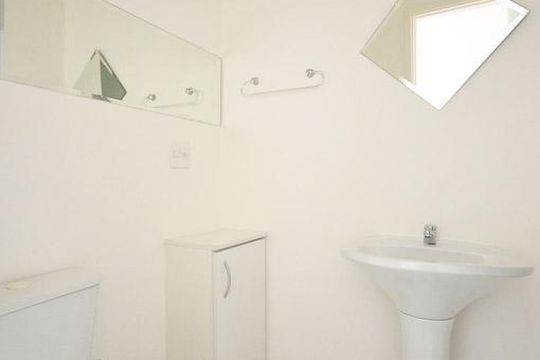 banheiro de apartamento para alugar com 2 quartos, 51m² em Vila Andrade, São Paulo