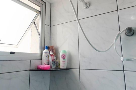 Banheiro de apartamento à venda com 2 quartos, 50m² em Carandiru, São Paulo