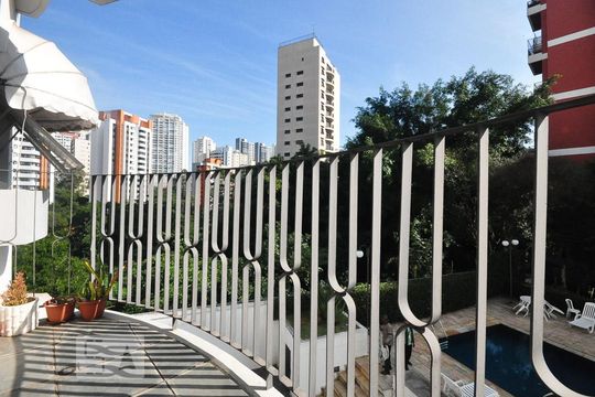 varanda de apartamento para alugar com 3 quartos, 120m² em Jardim Ampliação, São Paulo