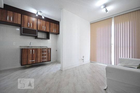 sala de apartamento para alugar com 2 quartos, 48m² em Vila Andrade, São Paulo