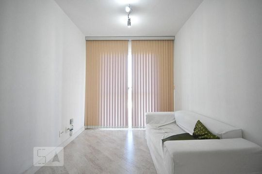sala de apartamento para alugar com 2 quartos, 48m² em Vila Andrade, São Paulo
