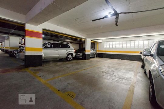 Garagem de apartamento à venda com 2 quartos, 47m² em Vila Andrade, São Paulo
