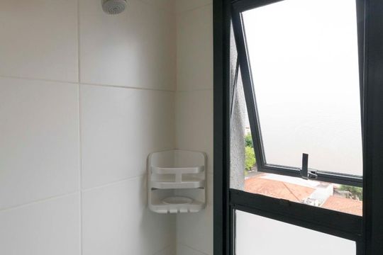 Banheiro (Chuveiro) de apartamento para alugar com 1 quarto, 35m² em Campo Belo, São Paulo