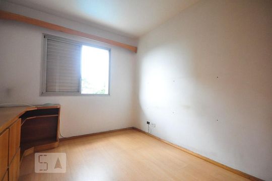 quarto  de apartamento para alugar com 1 quarto, 49m² em Vila Suzana, São Paulo