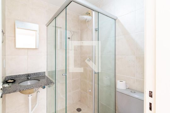 Banheiro Social de apartamento para alugar com 1 quarto, 30m² em Vila Guarani , São Paulo