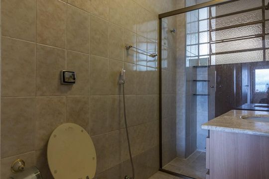Banheiro de apartamento à venda com 2 quartos, 97m² em Bela Vista, São Paulo