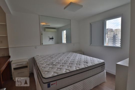 Suíte de apartamento à venda com 2 quartos, 75m² em Jardim Paulista, São Paulo