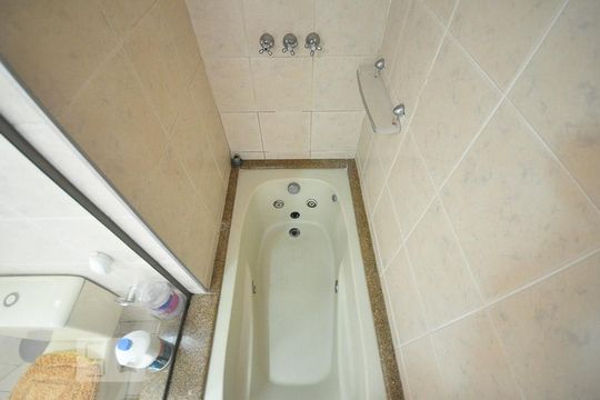 detalhe do banheiro de kitnet/studio à venda com 1 quarto, 41m² em Jardim Ampliação, São Paulo