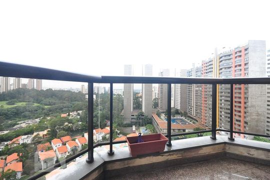 varanda de kitnet/studio à venda com 1 quarto, 41m² em Jardim Ampliação, São Paulo