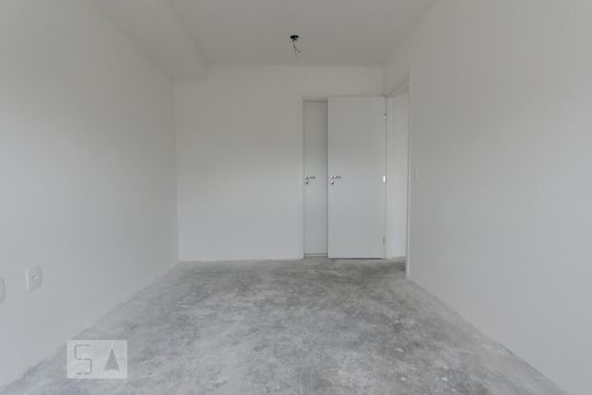 Suíte de apartamento à venda com 2 quartos, 80m² em Água Branca, São Paulo