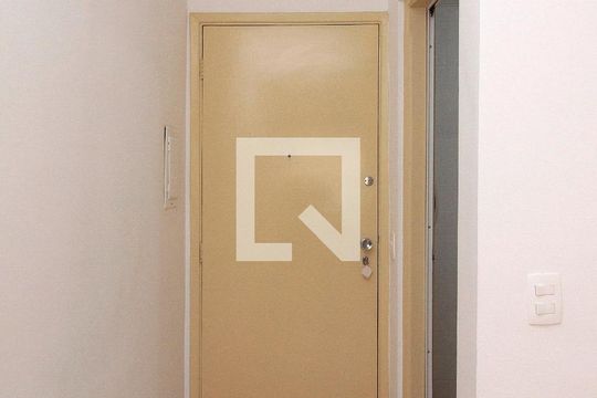 Hall de entrada de apartamento para alugar com 1 quarto, 40m² em Santa Cecília, São Paulo