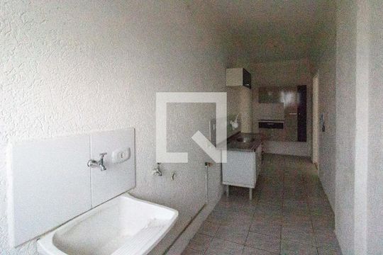 Cozinha e Área de Serviço de apartamento para alugar com 2 quartos, 55m² em Macedo, Guarulhos
