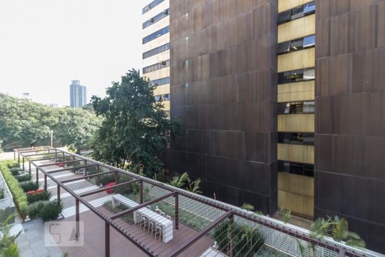 Vista de kitnet/studio para alugar com 1 quarto, 36m² em Consolação, São Paulo