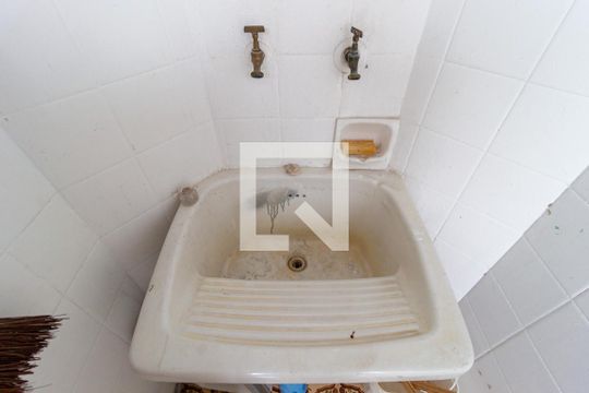 Detalhe - Área de Serviço de apartamento para alugar com 3 quartos, 92m² em Vila Cláudia, São Paulo