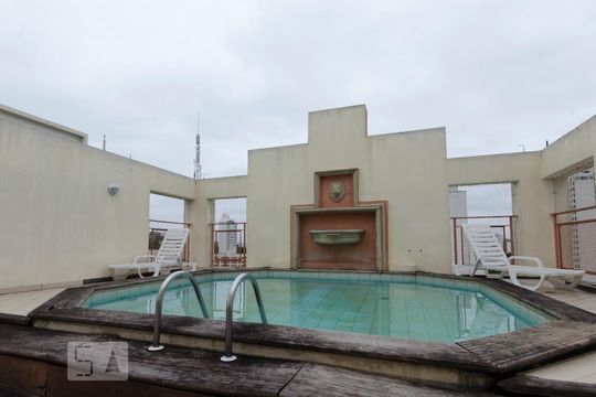 Piscina de apartamento à venda com 1 quarto, 44m² em Vila Pompéia, São Paulo