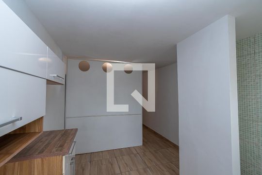 Cozinha de kitnet/studio para alugar com 1 quarto, 40m² em Centro, Campinas