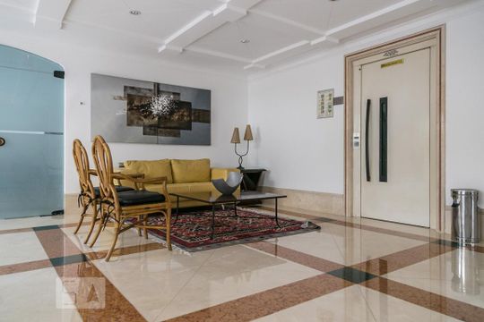 Hall de entrada de apartamento à venda com 3 quartos, 98m² em Santa Cecília, São Paulo