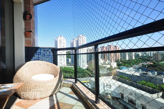 varanda de apartamento para alugar com 3 quartos, 180m² em Vila Suzana, São Paulo