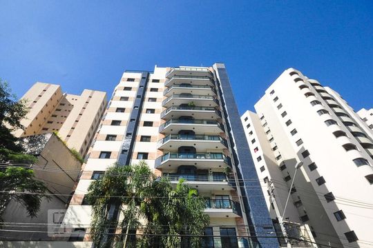 fachada de apartamento para alugar com 3 quartos, 180m² em Vila Suzana, São Paulo