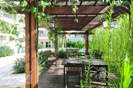 jardim de apartamento para alugar com 2 quartos, 74m² em Morumbi, São Paulo