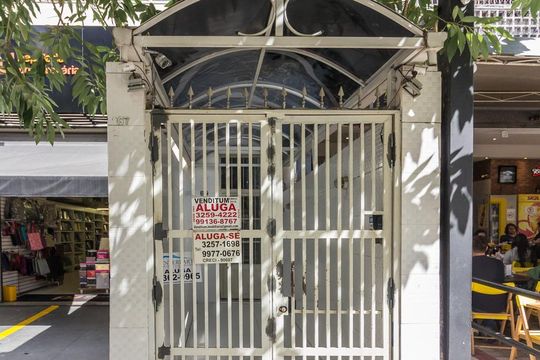 Fachada de kitnet/studio para alugar com 1 quarto, 34m² em Vila Buarque, São Paulo