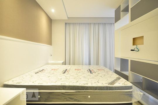 suíte de kitnet/studio à venda com 1 quarto, 43m² em Brooklin Paulista, São Paulo