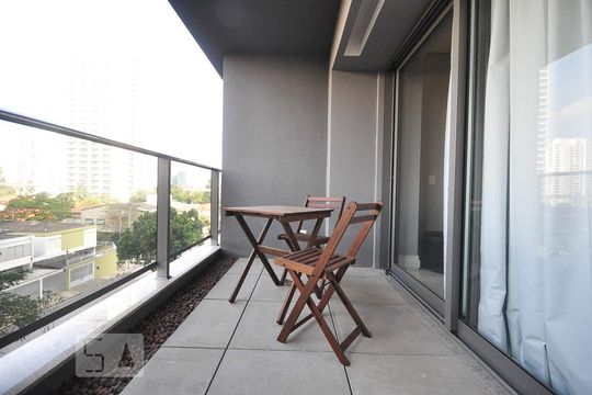 varanda de kitnet/studio à venda com 1 quarto, 43m² em Brooklin Paulista, São Paulo