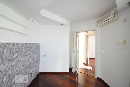 Suíte  de apartamento para alugar com 3 quartos, 86m² em Vila Progredior, São Paulo