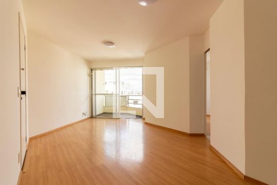 Sala de apartamento para alugar com 2 quartos, 56m² em Sumarezinho, São Paulo