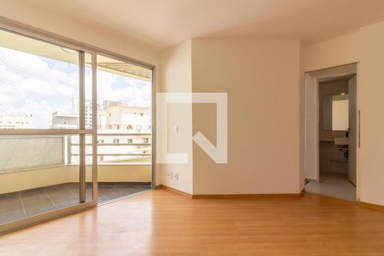 Apartamento para alugar com 2 quartos, 56m² em Sumarezinho, São Paulo