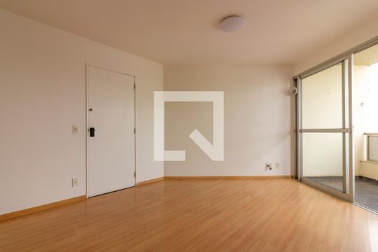 Sala de apartamento para alugar com 2 quartos, 56m² em Sumarezinho, São Paulo