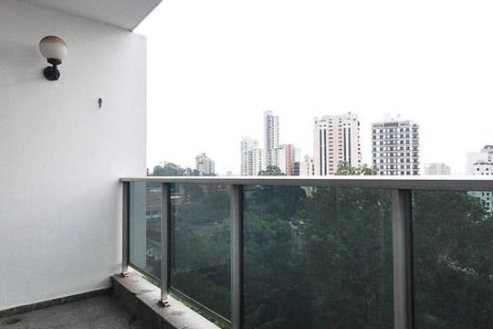varanda de kitnet/studio à venda com 3 quartos, 125m² em Vila Andrade, São Paulo