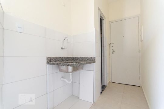Entrada/cozinha de kitnet/studio para alugar com 1 quarto, 35m² em Vila Itapura, Campinas