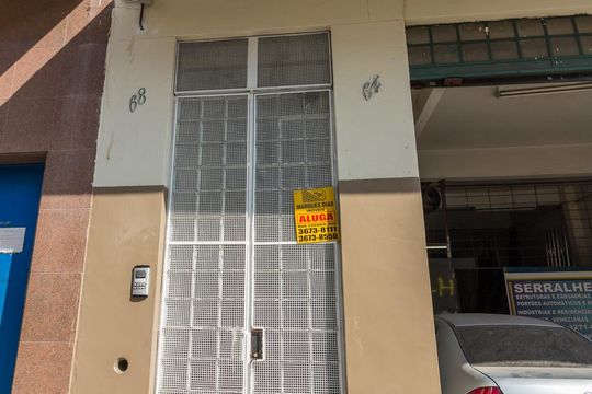 Fachada de apartamento para alugar com 2 quartos, 80m² em Cambuci, São Paulo
