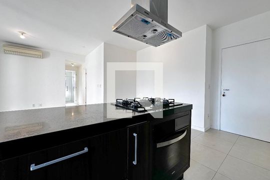 Cozinha de apartamento para alugar com 2 quartos, 81m² em Vila Cruzeiro, São Paulo