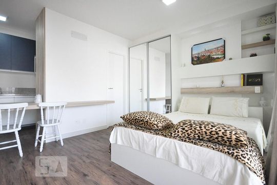 suíte  de kitnet/studio para alugar com 1 quarto, 41m² em Brooklin, São Paulo