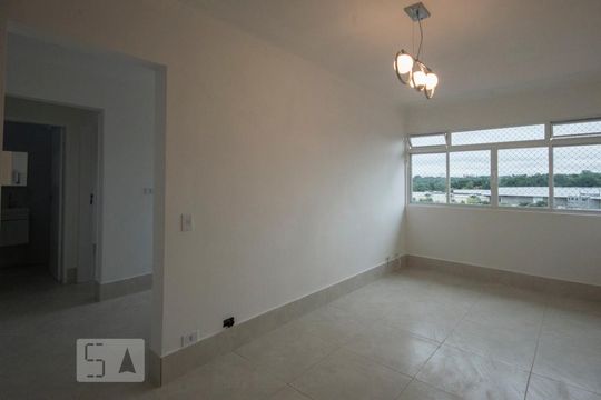 Apartamento para alugar com 1 quarto, 45m² em Vila Guarani (z Sul), São Paulo